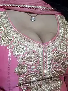 Snapshot of Anamika_Kapoor chatting on 9, 3, 2025 Anamika Kapoor online show from 9, 3, 2025