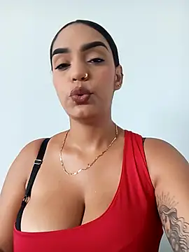 Snapshot of Sara-77 chatting on 21, 10, 2025 Sara-77 online show from 21, 10, 2025