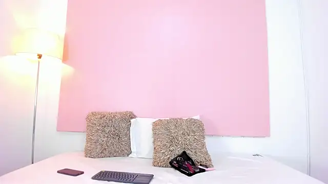 Snapshot of andyylove_jk chatting on 20, 11, 2025 andyylove jk online show from 20, 11, 2025