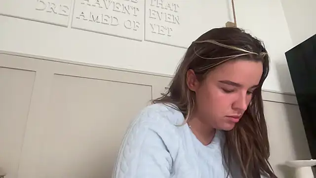 Snapshot of maisiesmithx chatting on 2, 10, 2025 maisiesmithx online show from 2, 10, 2025