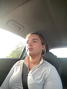 Snapshot of maisiesmithx chatting on 7, 10, 2025 maisiesmithx online show from 7, 10, 2025