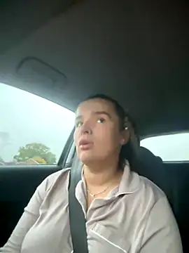 Snapshot of maisiesmithx chatting on 14, 10, 2025 maisiesmithx online show from 14, 10, 2025