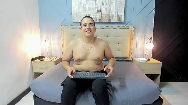 Vale n Matt online show from 11, 12, 2024