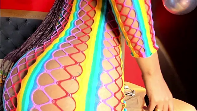 Snapshot of YayaHilton chatting on 8, 1, 2026 YayaHilton online show from 8, 1, 2026