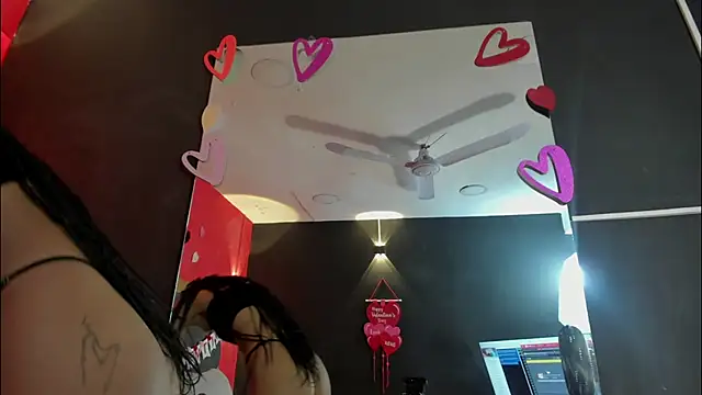 Snapshot of YayaHilton chatting on 18, 2, 2026 YayaHilton online show from 18, 2, 2026