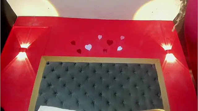 Snapshot of YayaHilton chatting on 29, 5, 2026 YayaHilton online show from 29, 5, 2026