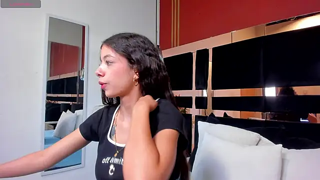 Snapshot of coraltaylor chatting on 27, 2, 2025 coraltaylor online show from 27, 2, 2025