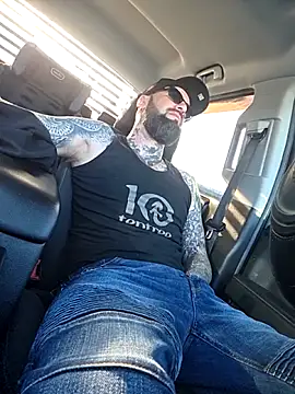 Beardedtattood online show from 4, 12, 2025