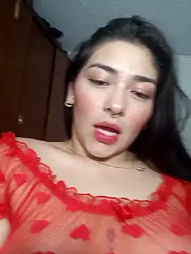 Snapshot of SophieWinslow chatting on 28, 2, 2025 SophieWinslow online show from 28, 2, 2025