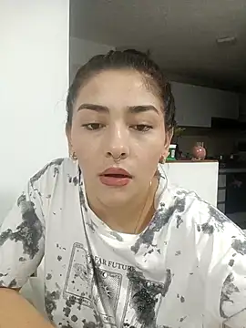 Snapshot of SophieWinslow chatting on 1, 3, 2025 SophieWinslow online show from 1, 3, 2025