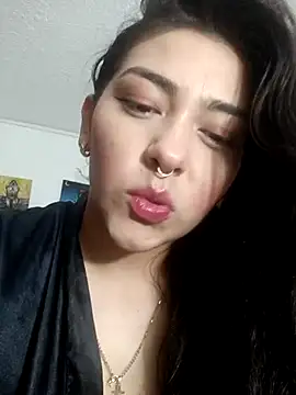 Snapshot of SophieWinslow chatting on 15, 3, 2025 SophieWinslow online show from 15, 3, 2025