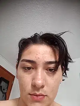 Snapshot of SophieWinslow chatting on 4, 10, 2025 SophieWinslow online show from 4, 10, 2025