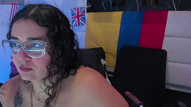 Reginavegaa online show from 13, 7, 2026