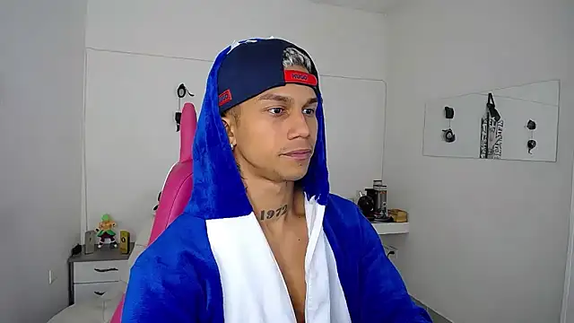 Leonard Price online show from 8, 10, 2025