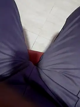 SuranSexy33 online show from 22, 2, 2025