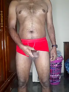 Snapshot of SuranSexy33 chatting on 10, 2, 2026 SuranSexy33 online show from 10, 2, 2026