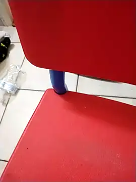 Snapshot of esadmisfit1 chatting on 2, 2, 2025 esadmisfit1 online show from 2, 2, 2025