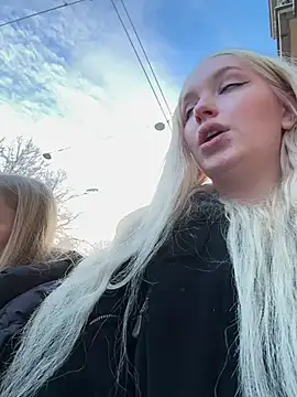 mur girl online show from 4, 1, 2025