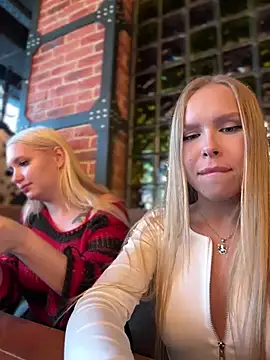 mur girl online show from 18, 1, 2025