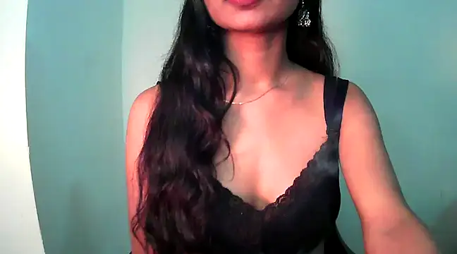 Snapshot of RIYAA_2 chatting on 12, 1, 2025 RIYAA 2 online show from 12, 1, 2025