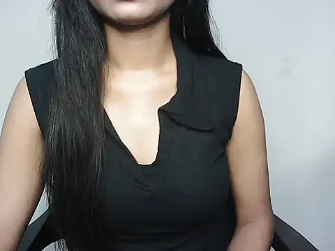 Snapshot of RIYAA_2 chatting on 8, 10, 2025 RIYAA 2 online show from 8, 10, 2025