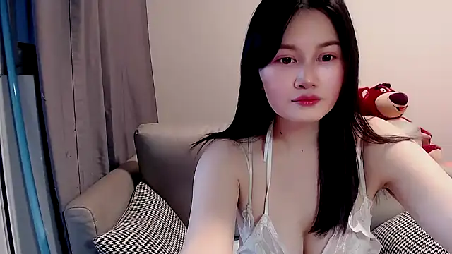 Snapshot of Little-sweet chatting on 19, 2, 2025 Little-sweet online show from 19, 2, 2025