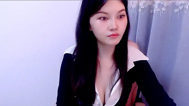 Snapshot of Little-sweet chatting on 26, 9, 2025 Little-sweet online show from 26, 9, 2025