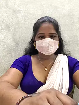 Snapshot of MaaliiiPonuTamil chatting on 27, 4, 2026 MaaliiiPonuTamil online show from 27, 4, 2026