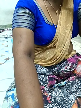 Snapshot of MaaliiiPonuTamil chatting on 12, 5, 2026 MaaliiiPonuTamil online show from 12, 5, 2026