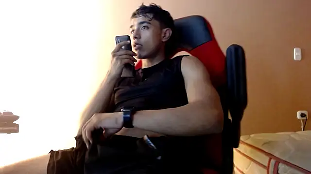 Snapshot of karlgiles_ chatting on 5, 1, 2025 karlgiles online show from 5, 1, 2025