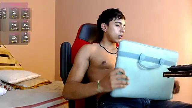 Snapshot of karlgiles_ chatting on 14, 3, 2025 karlgiles online show from 14, 3, 2025