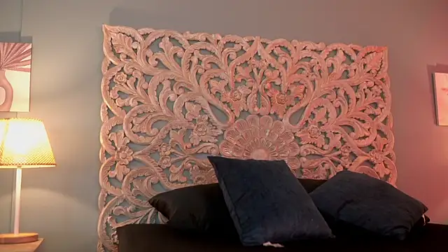 lupeebony online show from 31, 10, 2025