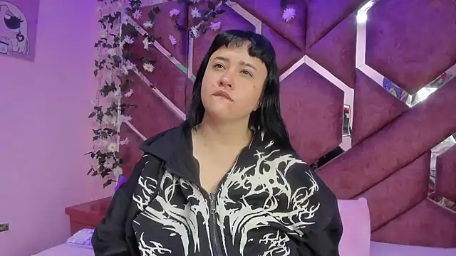 Snapshot of Victoria_Rossy chatting on 2, 2, 2026 Victoria Rossy online show from 2, 2, 2026