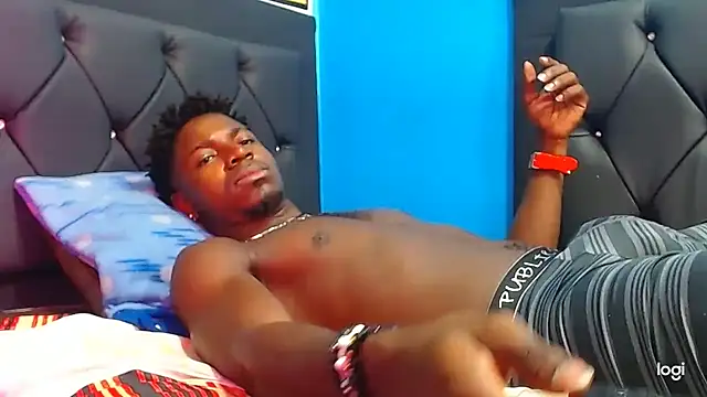 Snapshot of jaycolinss chatting on 19, 2, 2026 jaycolinss online show from 19, 2, 2026