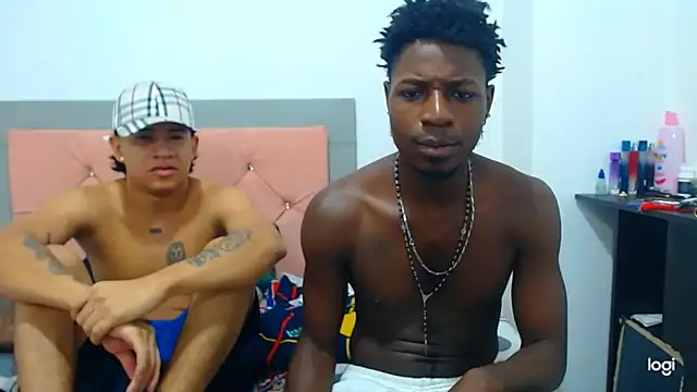 Snapshot of jaycolinss chatting on 13, 3, 2026 jaycolinss online show from 13, 3, 2026