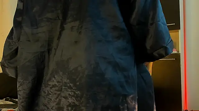 conielaurenth online show from 18, 12, 2025