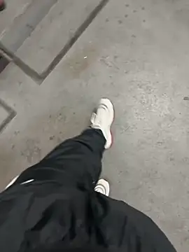 Snapshot of romanhrdcore chatting on 23, 12, 2024 romanhrdcore online show from 23, 12, 2024