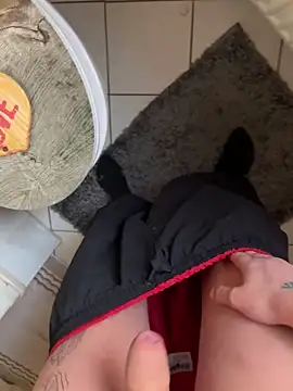 Snapshot of romanhrdcore chatting on 16, 3, 2025 romanhrdcore online show from 16, 3, 2025