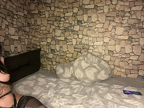 sarahChris69 online show from 6, 3, 2025