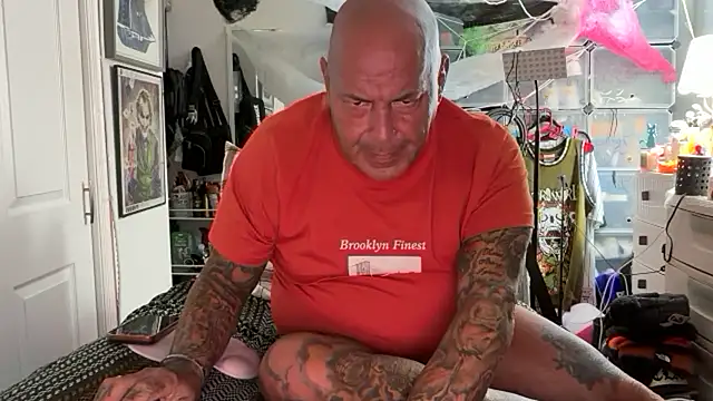 joeytatts66 online show from 29, 9, 2025