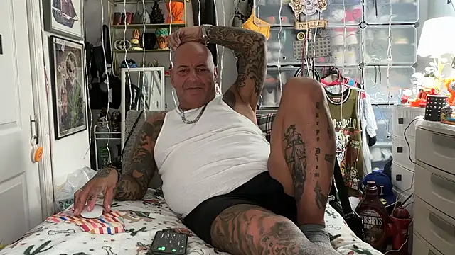 joeytatts66 online show from 24, 11, 2025