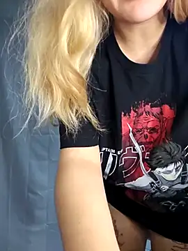 Snapshot of sadnessgyall chatting on 28, 2, 2025 sadnessgyall online show from 28, 2, 2025