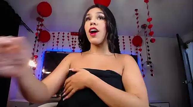 Snapshot of MIA_YOURHOTTIE chatting on 8, 2, 2025 MIA YOURHOTTIE online show from 8, 2, 2025