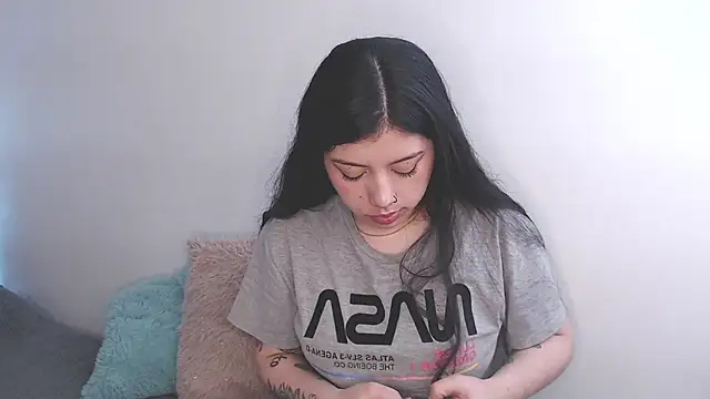 iam emy online show from 26, 10, 2025