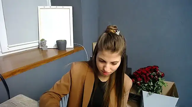 Snapshot of felicity_gold chatting on 24, 2, 2025 felicity gold online show from 24, 2, 2025