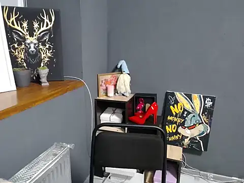 Snapshot of felicity_gold chatting on 26, 11, 2025 felicity gold online show from 26, 11, 2025