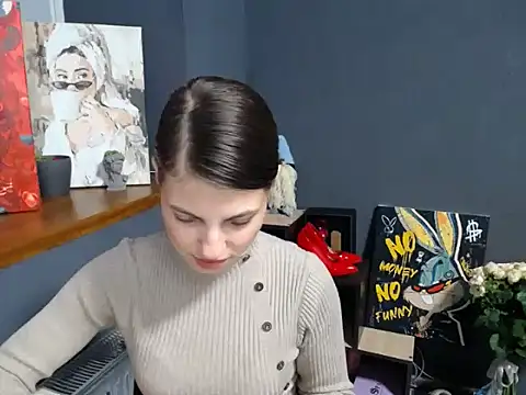 Snapshot of felicity_gold chatting on 4, 12, 2025 felicity gold online show from 4, 12, 2025