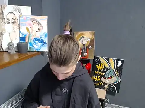 Snapshot of felicity_gold chatting on 1, 4, 2026 felicity gold online show from 1, 4, 2026