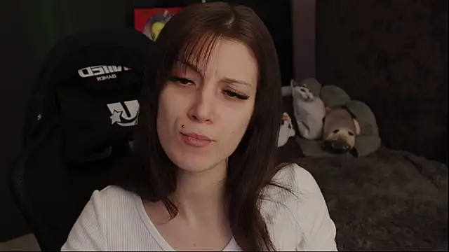 Kathleen Meow online show from 6, 12, 2024