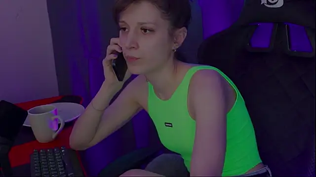 Kathleen Meow online show from 20, 1, 2025